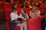 Wyjazd do Teatru Rampa w Warszawie na przedstawienie dla dzieci ?Awantura o Basię", 