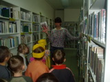"Przedszkolak w bibliotece" - spotkanie z przyjaciółmi Pszczółki Mai, 